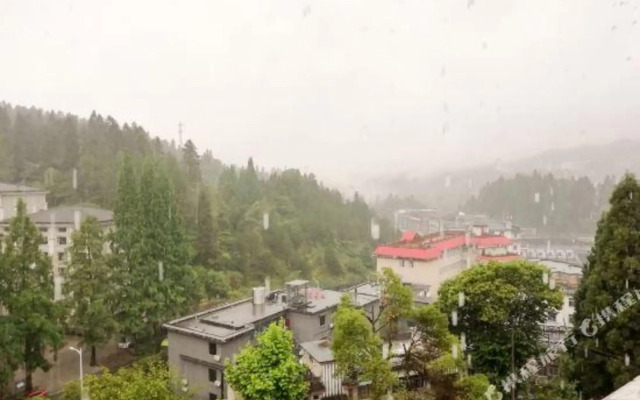 Jinggangshan Xingyue Hotel