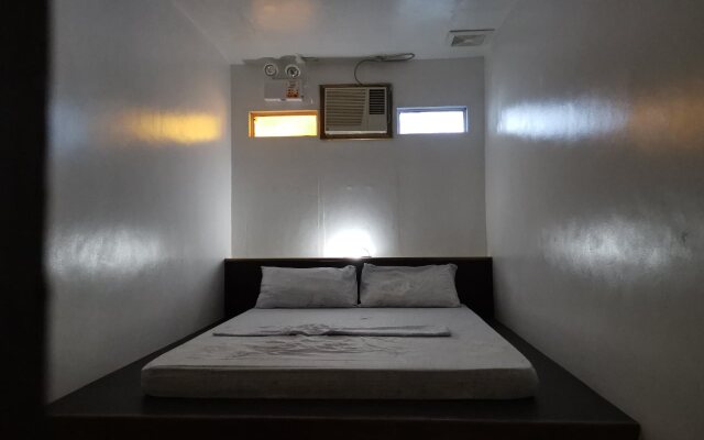 El Nido One Hostel