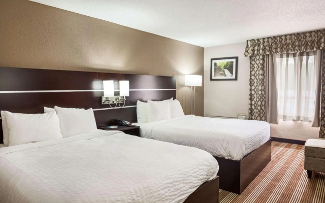 Pocono Inn & Banquet