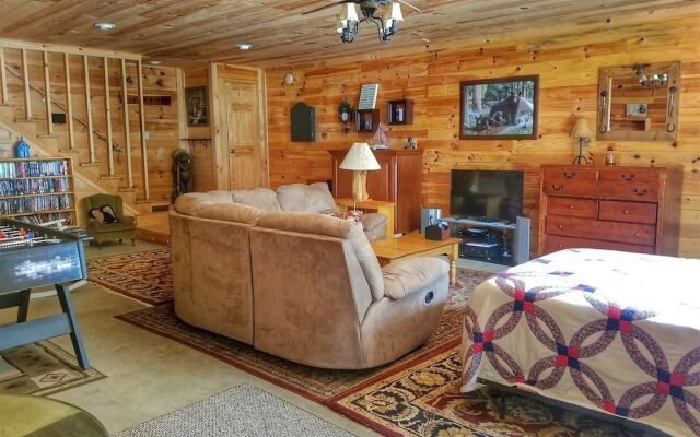 Holly Hill-Ocoee River Cabin Rental