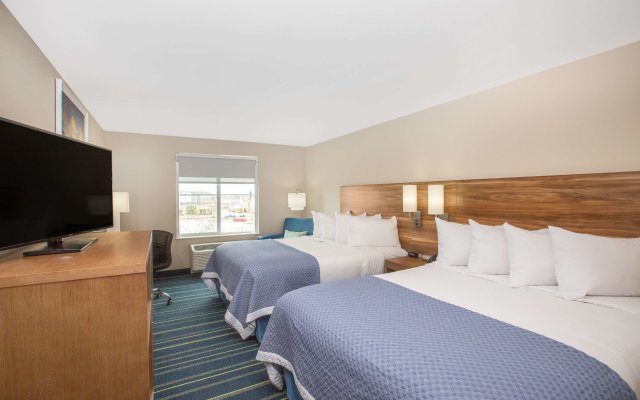 Days Inn & Suites by Wyndham Kearney