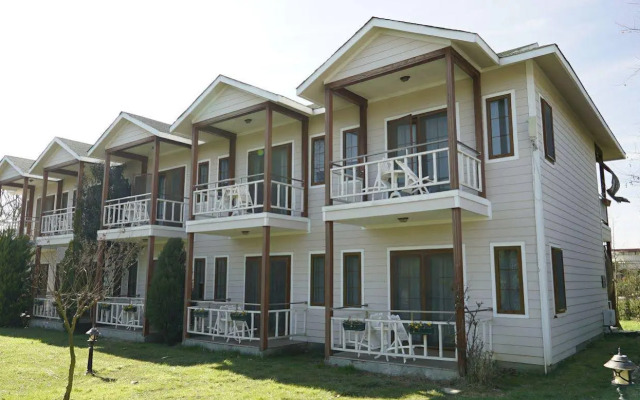 Village Park Resort & Spa