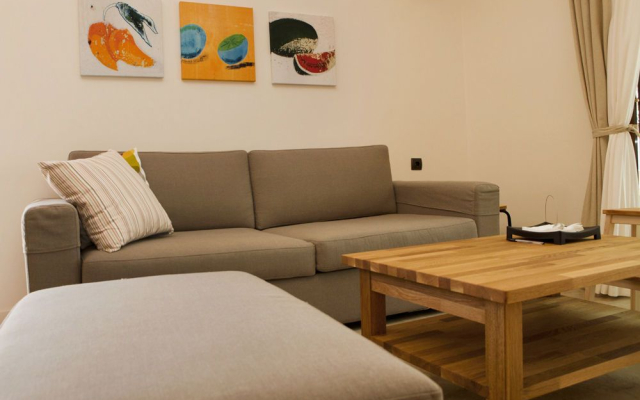 Horizonte Seafront Suites