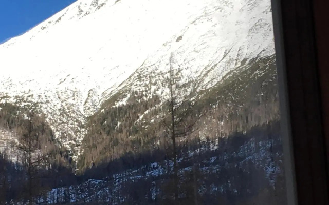 Tatra Suites Luxury Studio A302