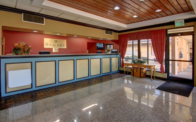 Ramada Macon