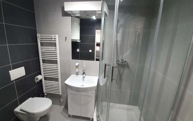 Small Apartments Denisa Business