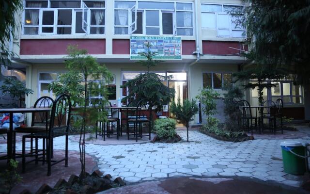 Hotel Holy Temple Tree & Chautari Cafe