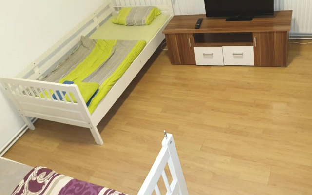 Private Unterkunft Askinartar