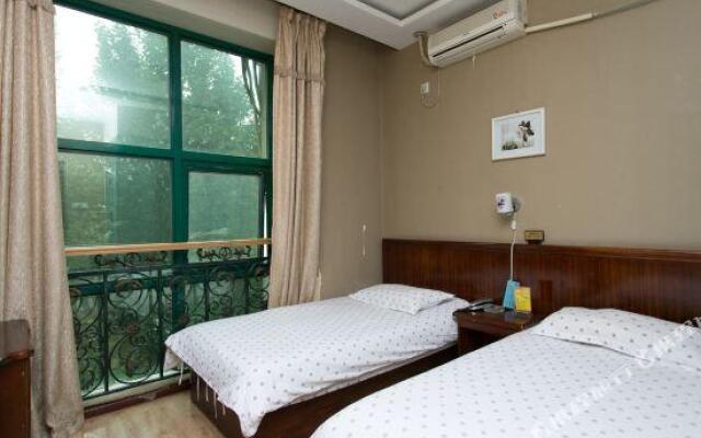 Yinxing Jiusheng Hotel