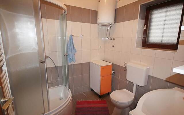 Comfortable Apartment, Close to the Beach