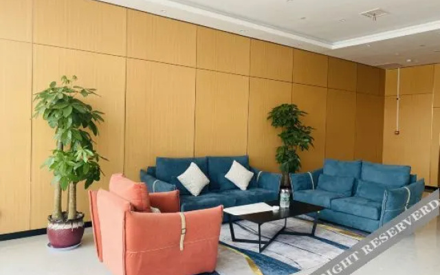 Yayue Hotel (Linyi Yihe Road Metro Store)