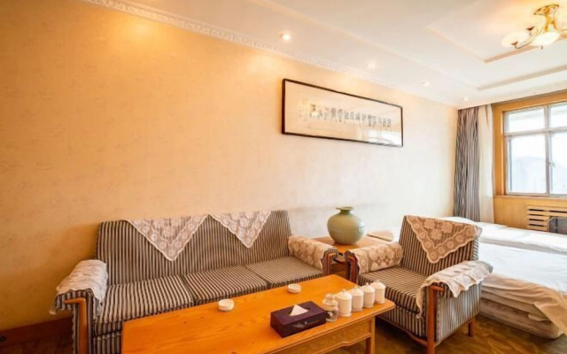 Tongliao Hotel