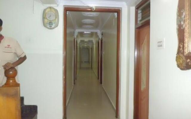 Hotel Ajantha Palace