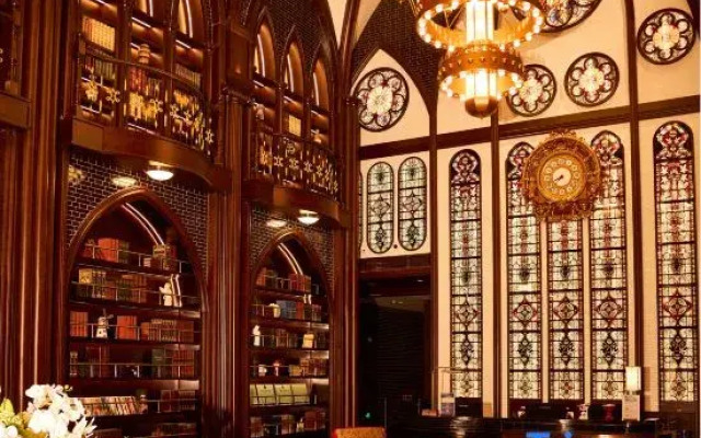 James Joyce Elite MIXC Mall East Coast Shantou Hotel