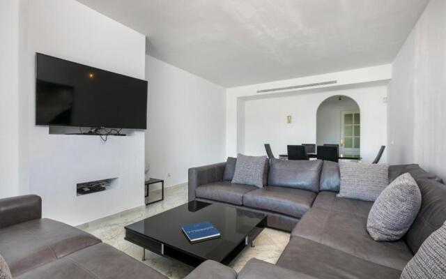 Amazing Penthouse next to Beach & Puerto Banús - RDR216
