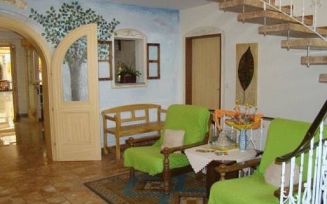 Gästehaus Hotel Pension & Heuriger Gmoana