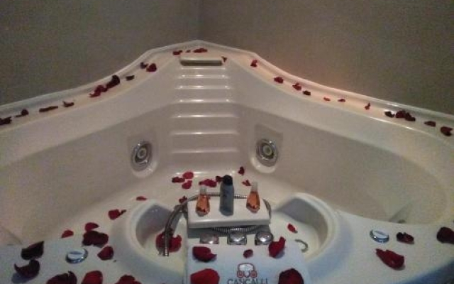 Bali Royal Suites