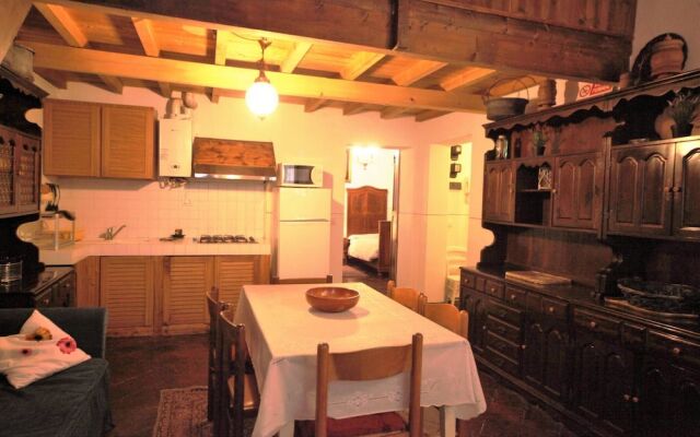 Four-room Apartment 15 Minutes From the Center of Milan