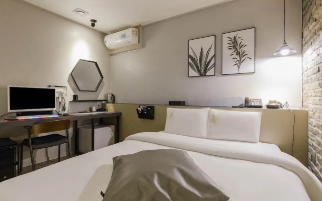 Stay Inn Hotel