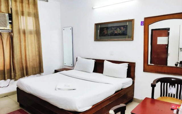 Hotel Redbury