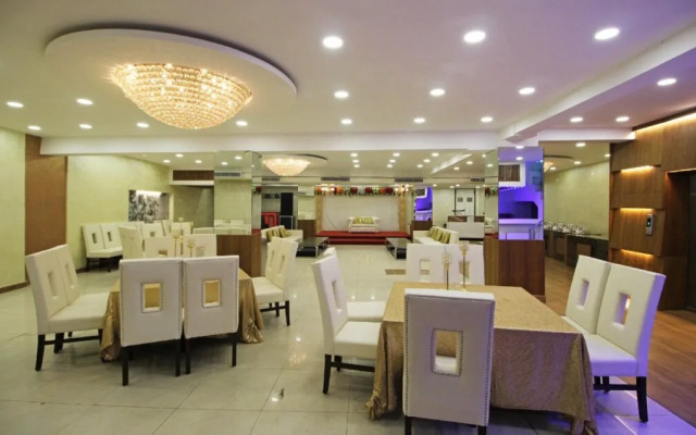 Chanson Hotels By OYO Rooms