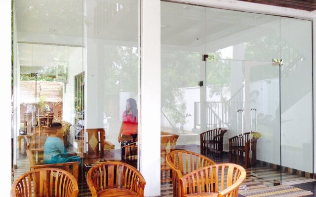 Canel Park Hotel