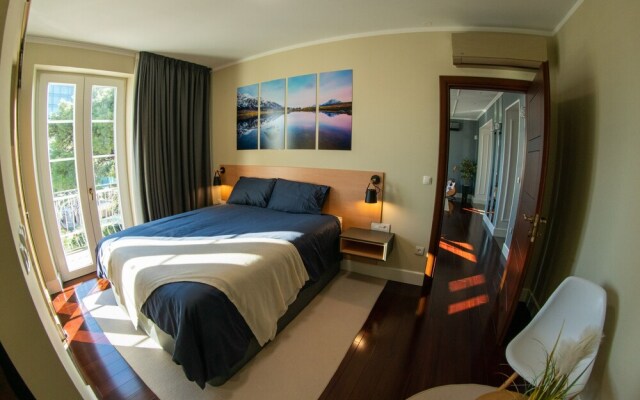 Luxury Apartment Eqanimity