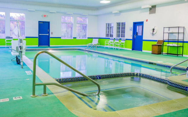 Holiday Inn Express Hotel & Suites Acme-Traverse City by IHG