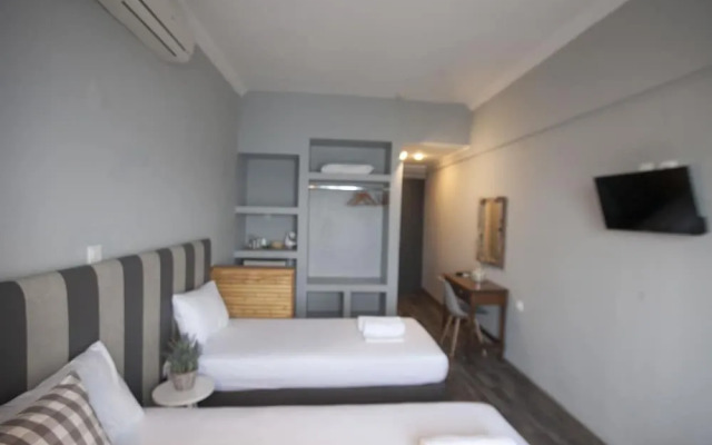 Xenios Hotel
