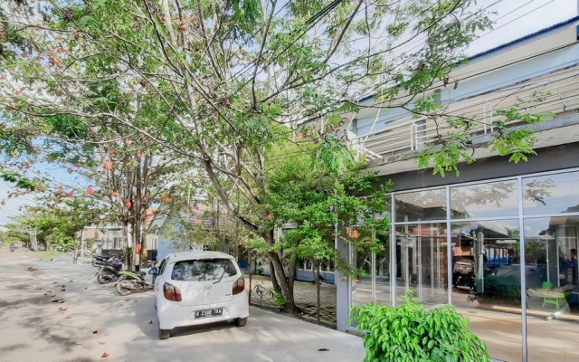 RedDoorz near Universitas Palangkaraya 3