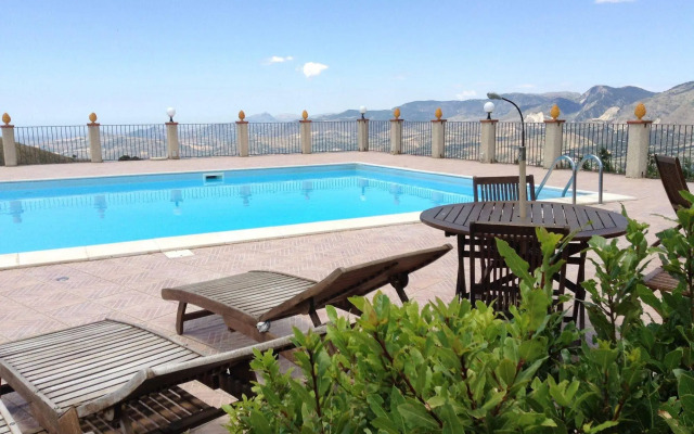 Pigna D'Oro Country Hotel