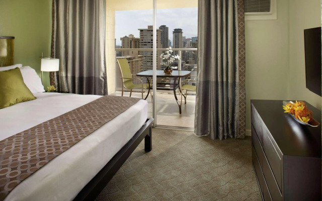 Skyline Island Colony Hotel