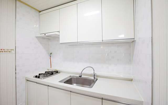 Namyangju Cozy Hill Spa Pension