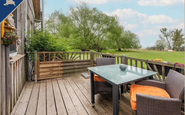 Apartment on the Backwaters, Lutow