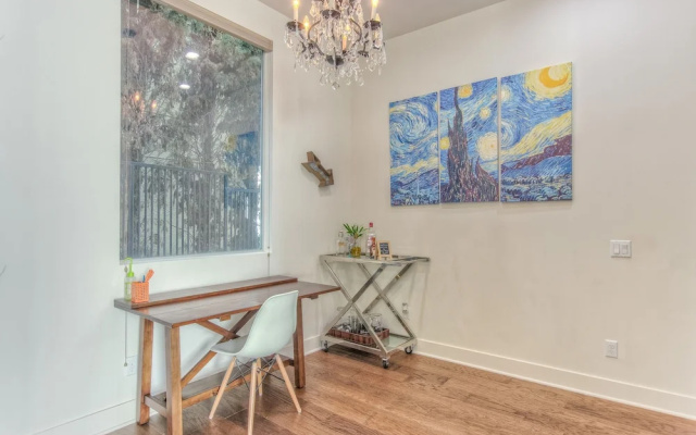 Applewood - Silver Lake 2BD Hollywood
