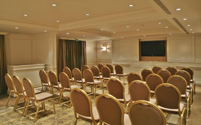 InterContinental Chantilly Chateau Mont Royal by IHG