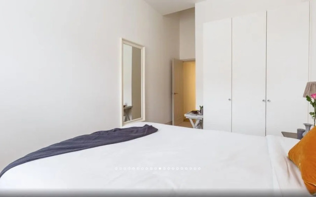 The Honeycomb Apartment