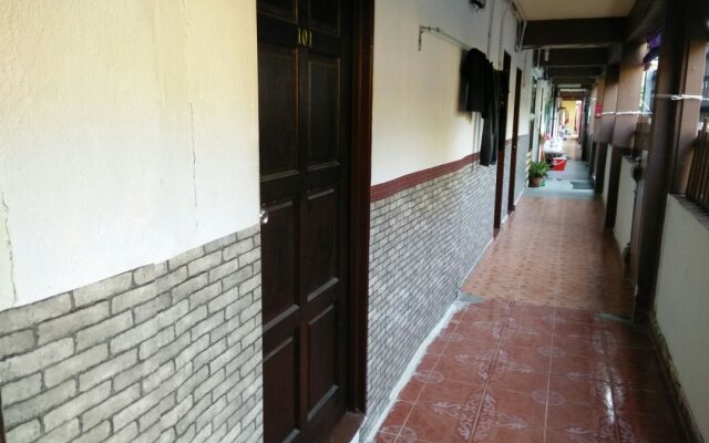 Chenang Lodge Motel