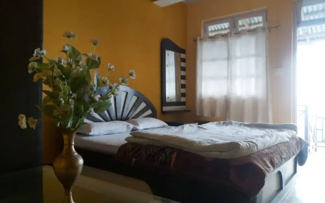 oak valley retreat homestay hostel cafe