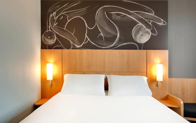 ibis Clermont Ferrand Nord Riom