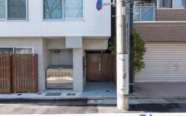 Fare Metallo 11 rooms Nishi shinjyuku in Nakano City