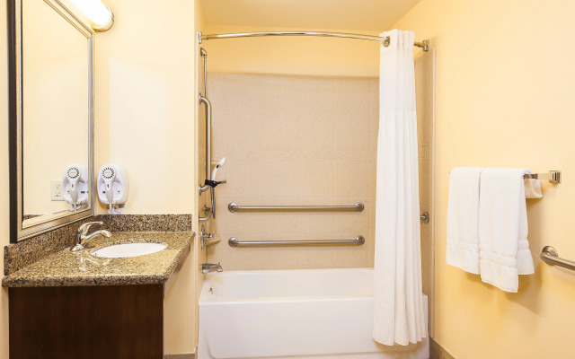 Staybridge Suites El Paso Airport by IHG