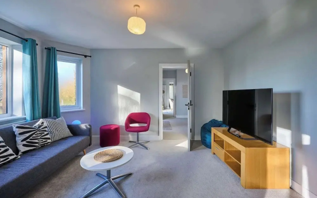 Host Stay Roundwood House