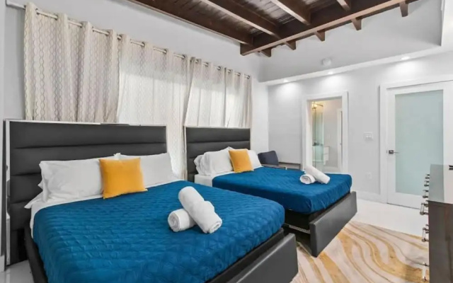 Luxury Miami Stay by Glam Homes