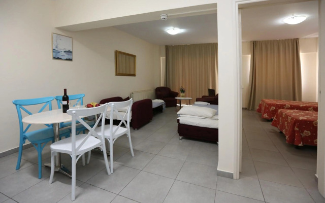 Sunquest Gardens Holiday Resort