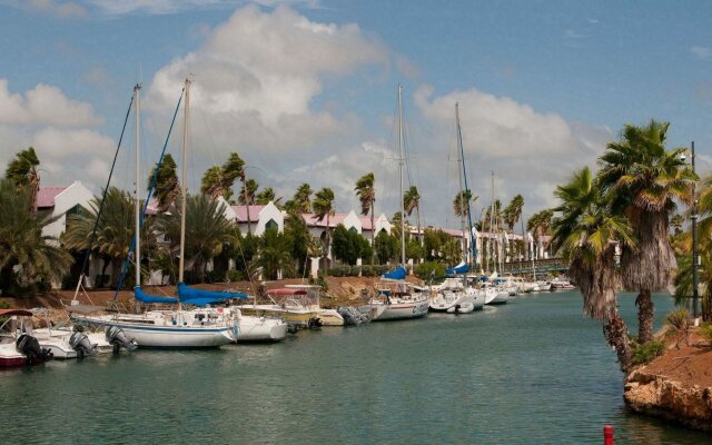 Van der Valk Plaza Beach & Dive Resort Bonaire