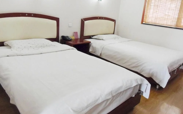 Ronghe Xinya Business Hotel