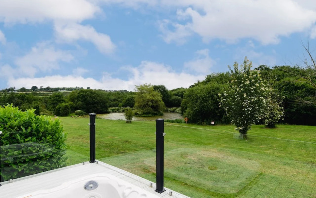The Duck Pond - Countryside Hot Tub