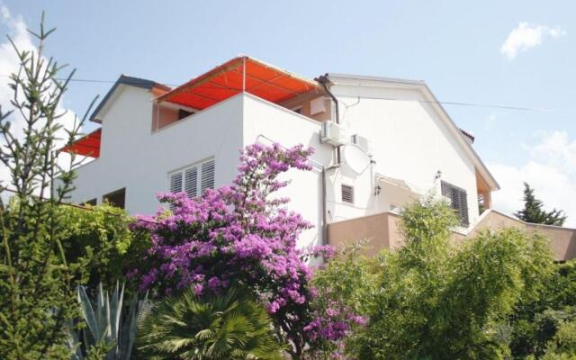 Apartments Rebac