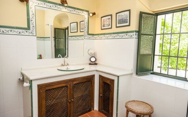 Villa La Mina Constantina Canovas